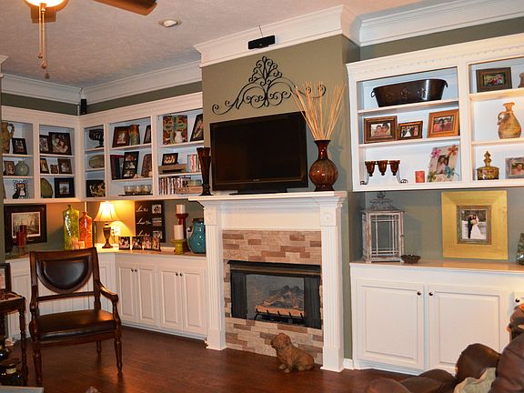 Built-Ins in the Living Room