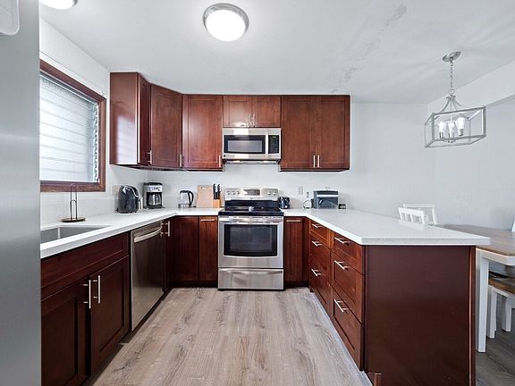 4th image of 34 E Kawili St APT 20