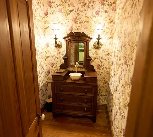 252 Laurens St NW — Photo 40