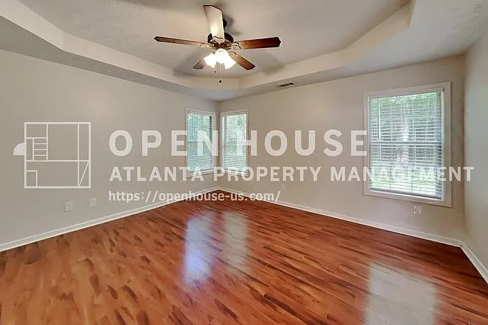 7318 Coral Lake Dr — Photo 11