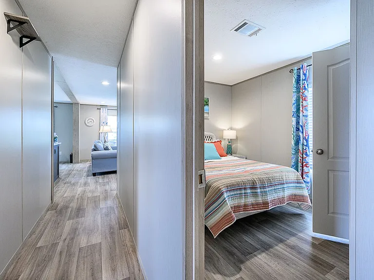 3118 Bayberry Ave — Photo 28