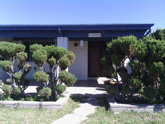 4th image of 7620 N Casimir Pulaski Ave