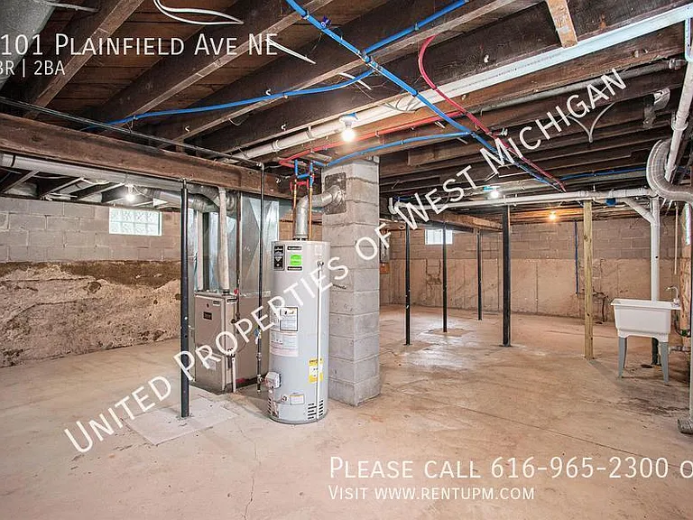 3101 Plainfield Ave NE — Photo 15