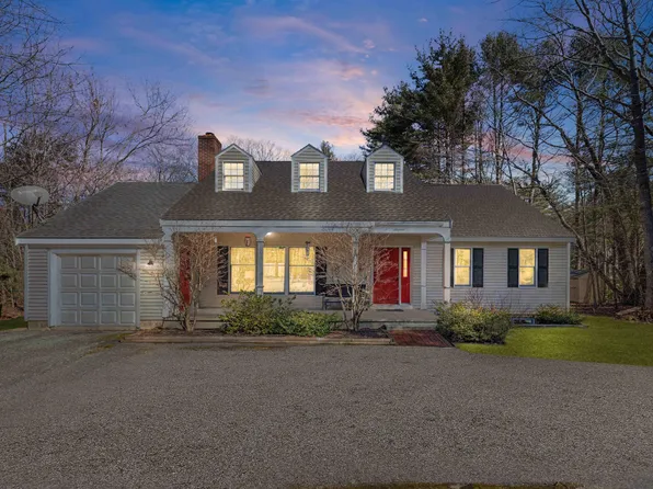 16 River Bend Drive, Kennebunk, ME 04043