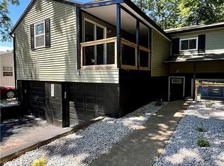 2972 N Turkeyfoot Rd #2, Akron, OH 44319