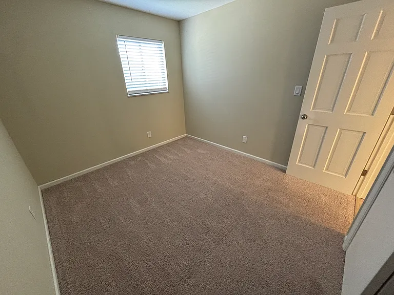 1112 S Washington Ave — Photo 18