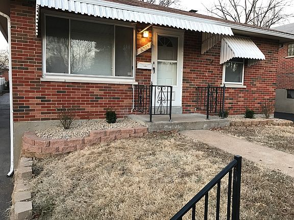 Maintenance free landscape