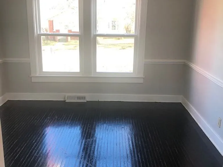 817 N Washington St — Photo 5
