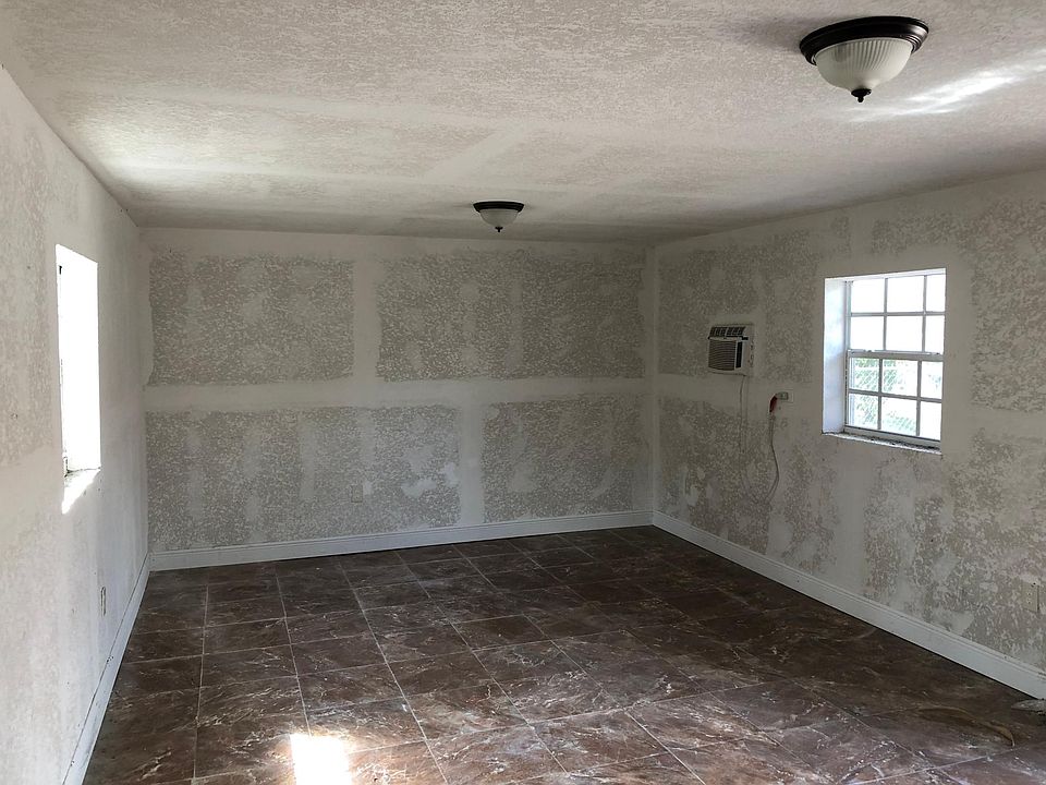 1st image of 1086 NW 110th St #1
