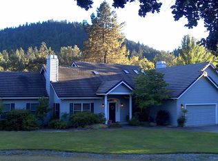 237 Serenity Ln, Grants Pass, OR 97526