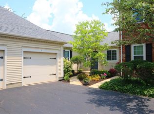 5 Friars Green Ct #37, Fairfield, OH 45014