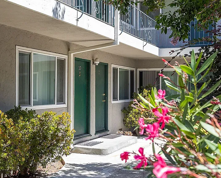 Welcome to 262 Mariposa — Photo 7