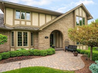 10425 Misty Morning Ln, Eden Prairie, MN 55347