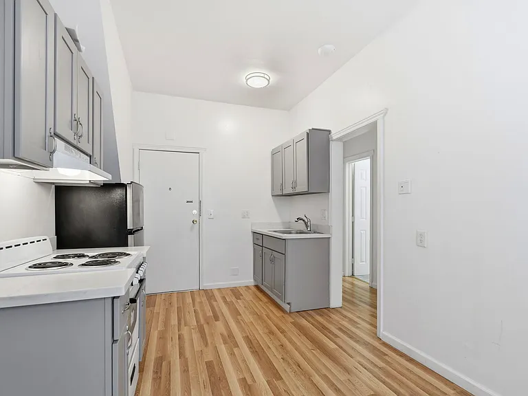 455-457 Ellis St #6 — Photo 9
