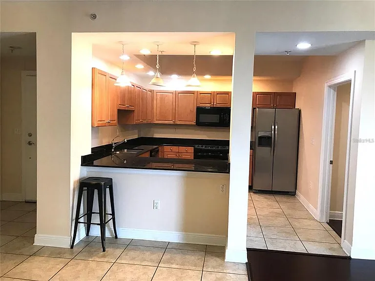 628 Cleveland St #903 — Photo 5