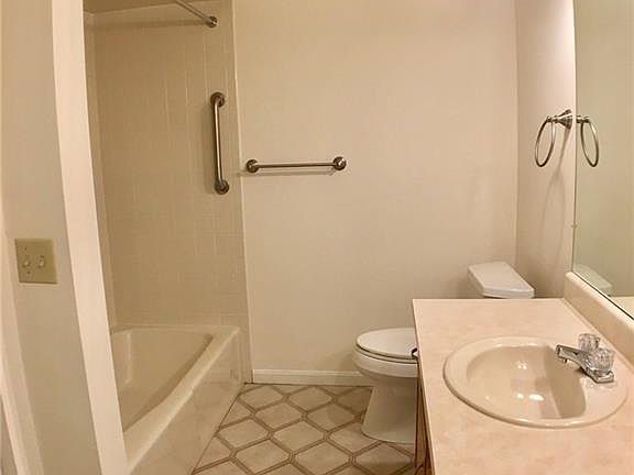 2nd image of 1650 Douglas Ave APT 1216
