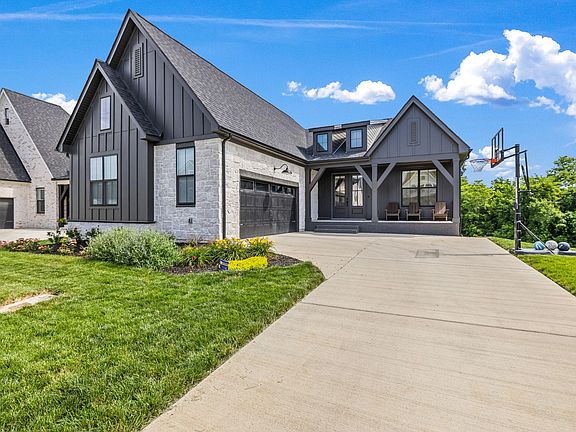 3rd image of 4008 Lioncrest Ln