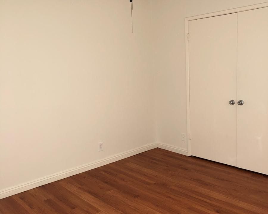 2nd image of 623 Balboa Ave APT H