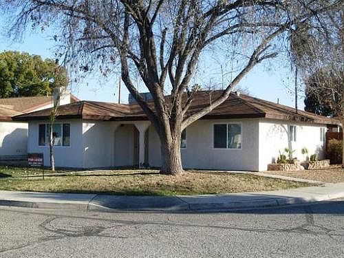 2nd image of 797 Robert Dr