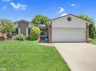 41336 Clayton St, Clinton Township, MI 48038