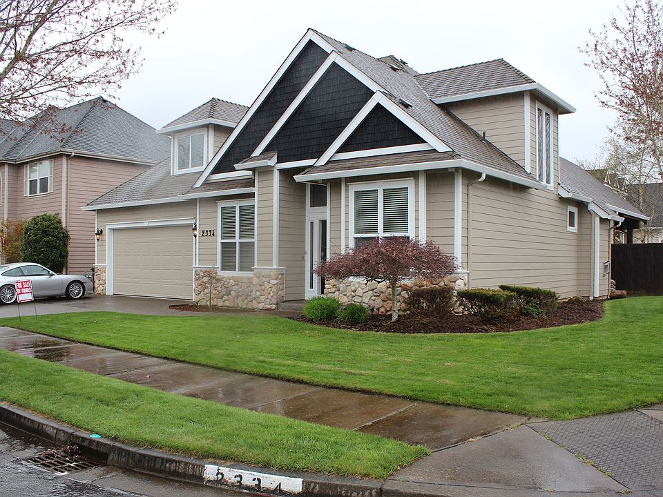 Beautiful Corner Lot
