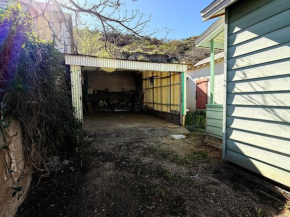 4th image of 264 N CHISHOLM Avenue