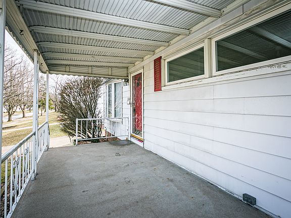 5th image of 13600 Oak Park Blvd