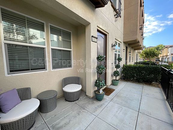 3rd image of 40402 Calle Real