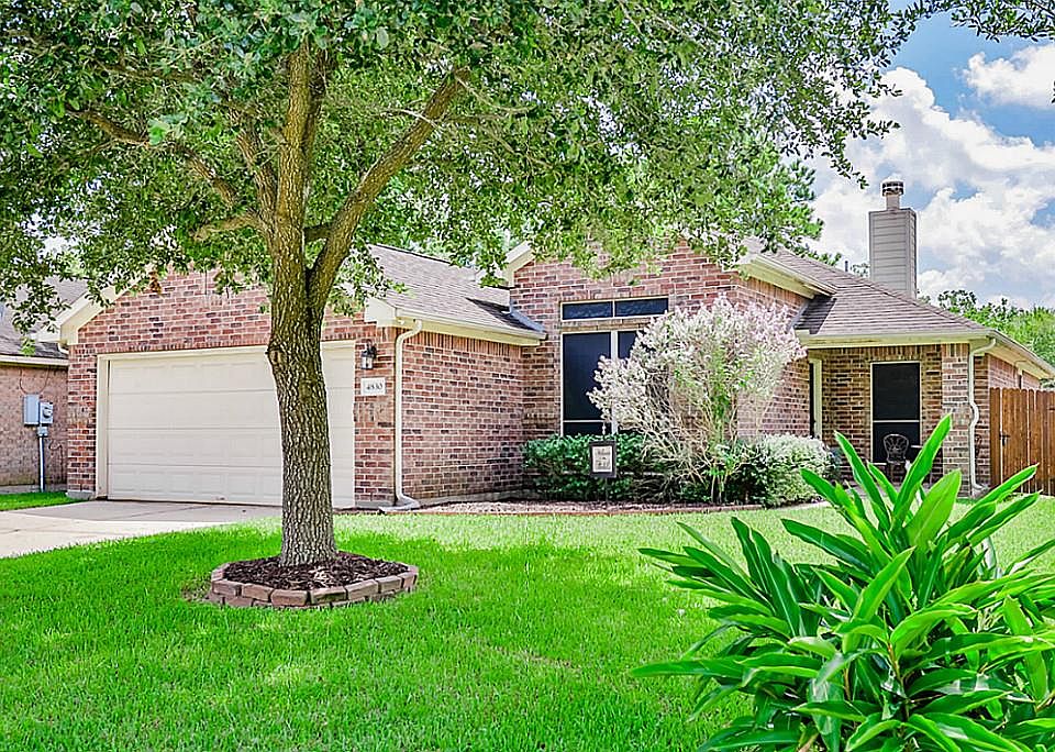 1st image of 4830 Chase Court Dr