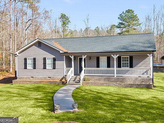 3rd image of 206 Bear Creek Point