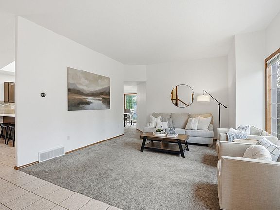 3rd image of 8010 N Stephanie St