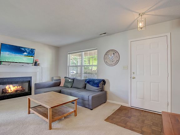 5th image of 9965 Waterside Dr