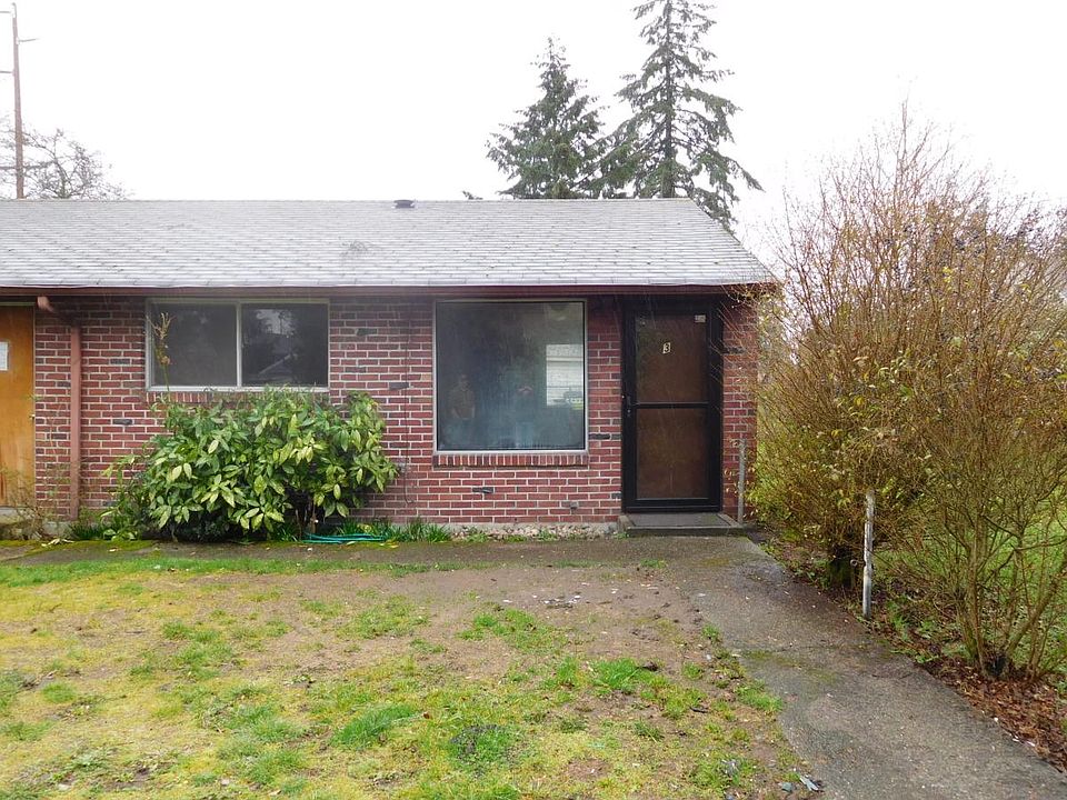 1st image of 10912 Lakeview Ave SW #2