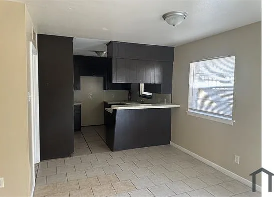 2210 Avenue O — Photo 5