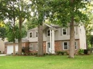 8125 Quincy Ct, Fort Wayne, IN
