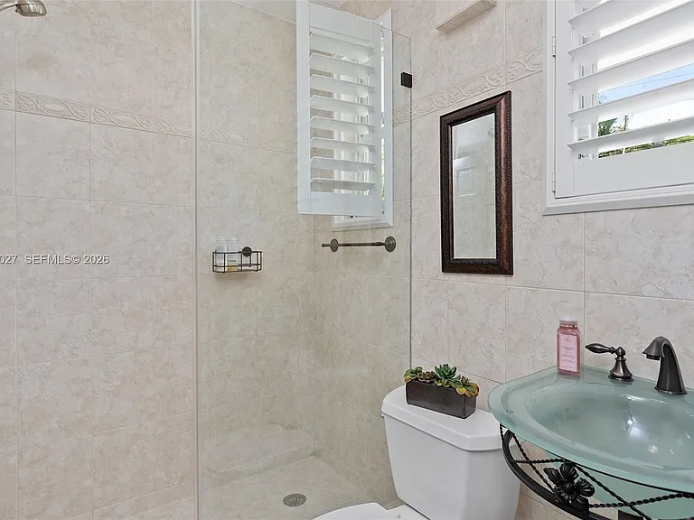 4750 Alhambra Cir — Photo 26
