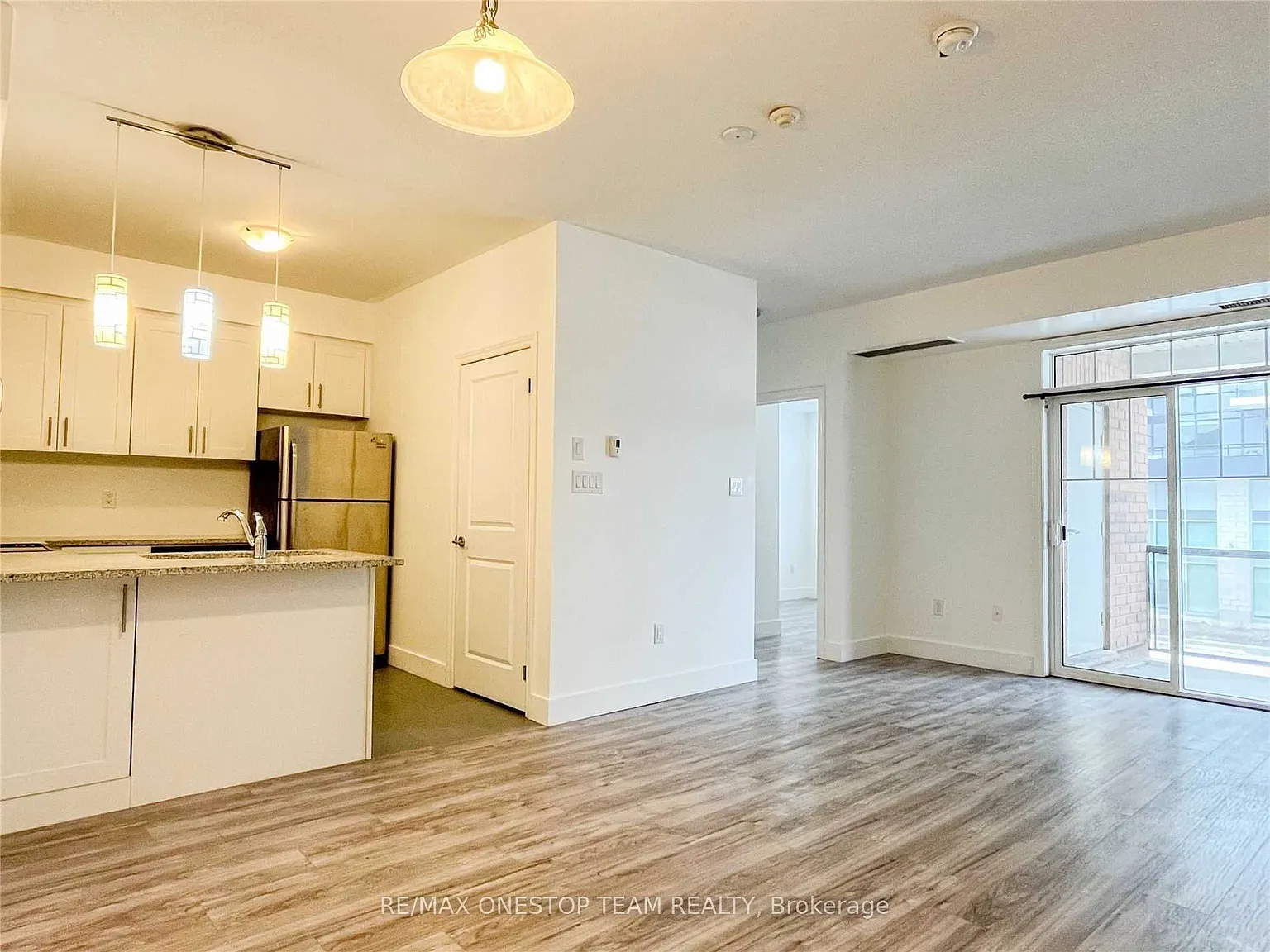 2 bed, $2,850 — Photo 3