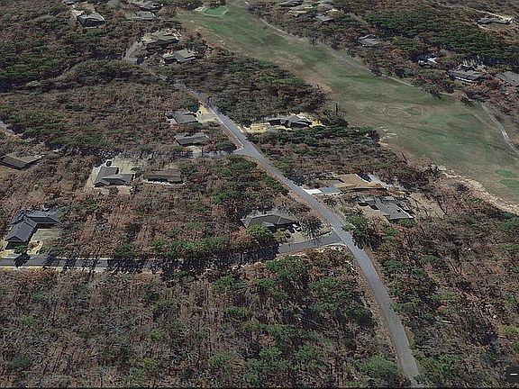 5th image of Borbollon Way