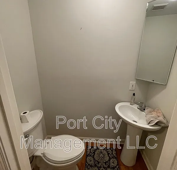 14 S Ann St — Photo 20