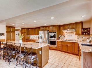 15657 Cathedral Way, Ramona, CA 92065