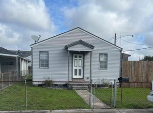1909 Stafford St, Gretna, LA 70053