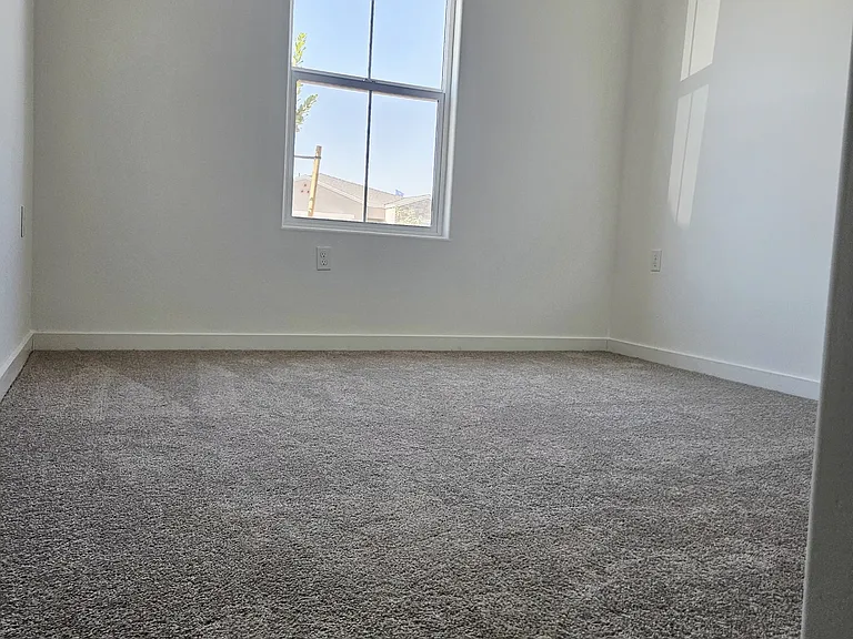 8105 Wandesford Dr — Photo 26