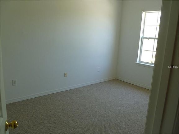 4th image of 1254 Winter Green Way