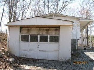 94 Shady Acres Dr, Hardy, VA 24101