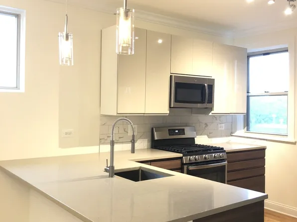5330 N Kenmore Ave #4E, Chicago, IL 60640
