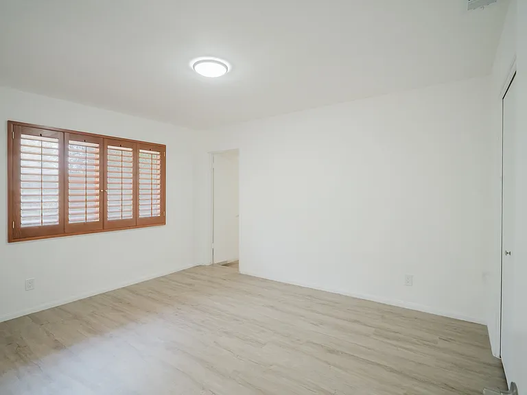 39218 Oak Glen Rd — Photo 14