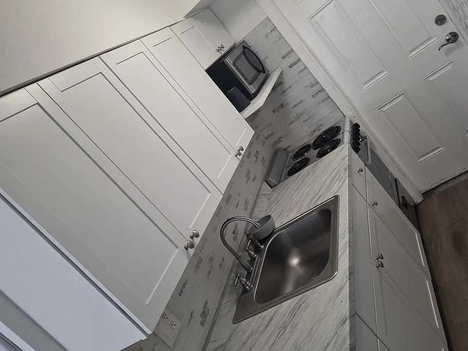 817 NW 12th Ave #2
