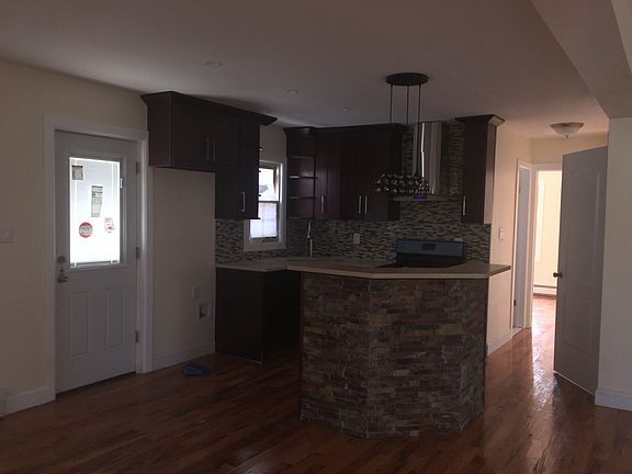 3rd image of 8013 250th St