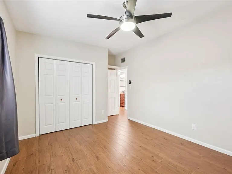 1417 E Harding St — Photo 17