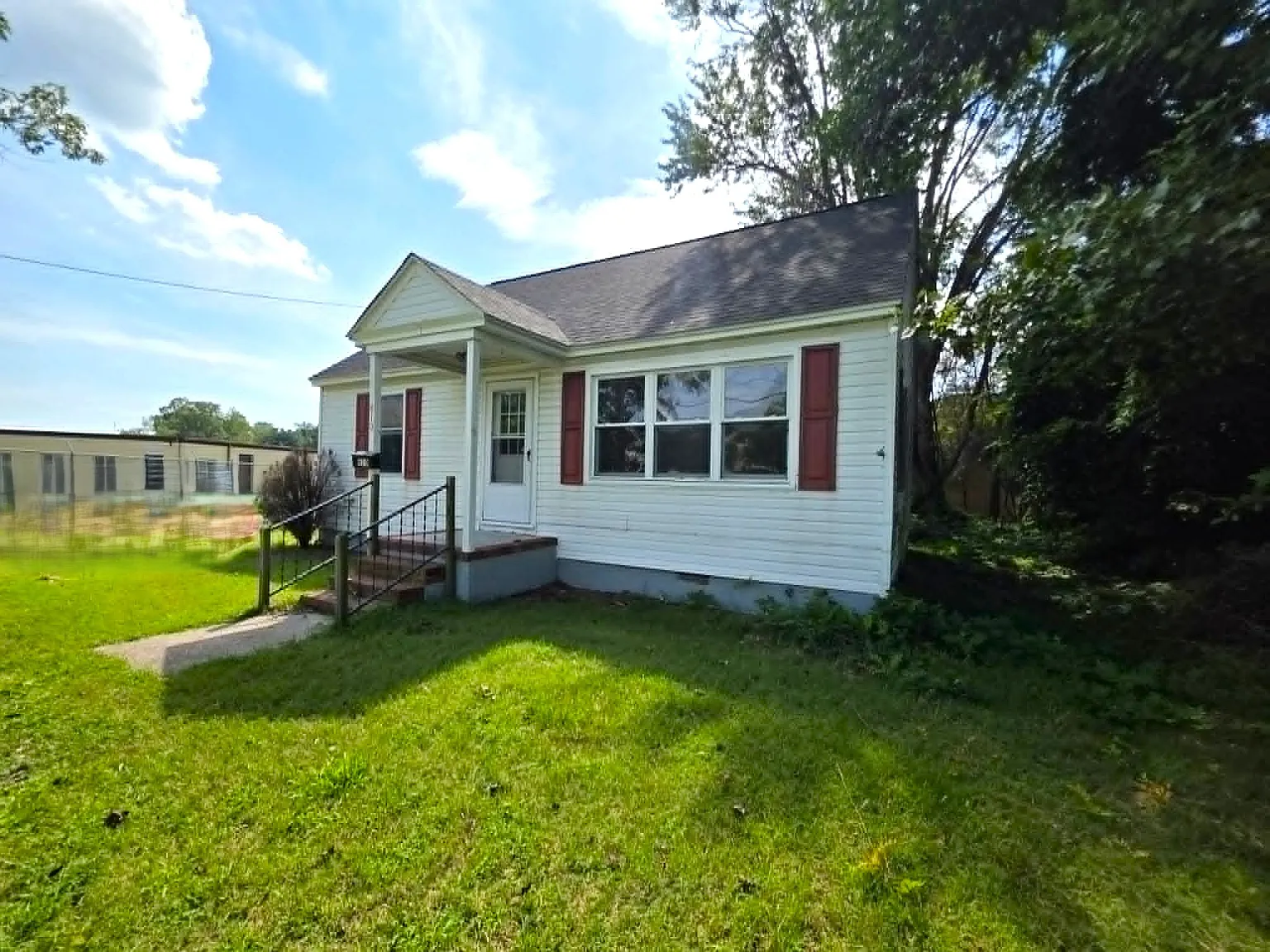 810 Snow Hill Road - 1 — Photo 2